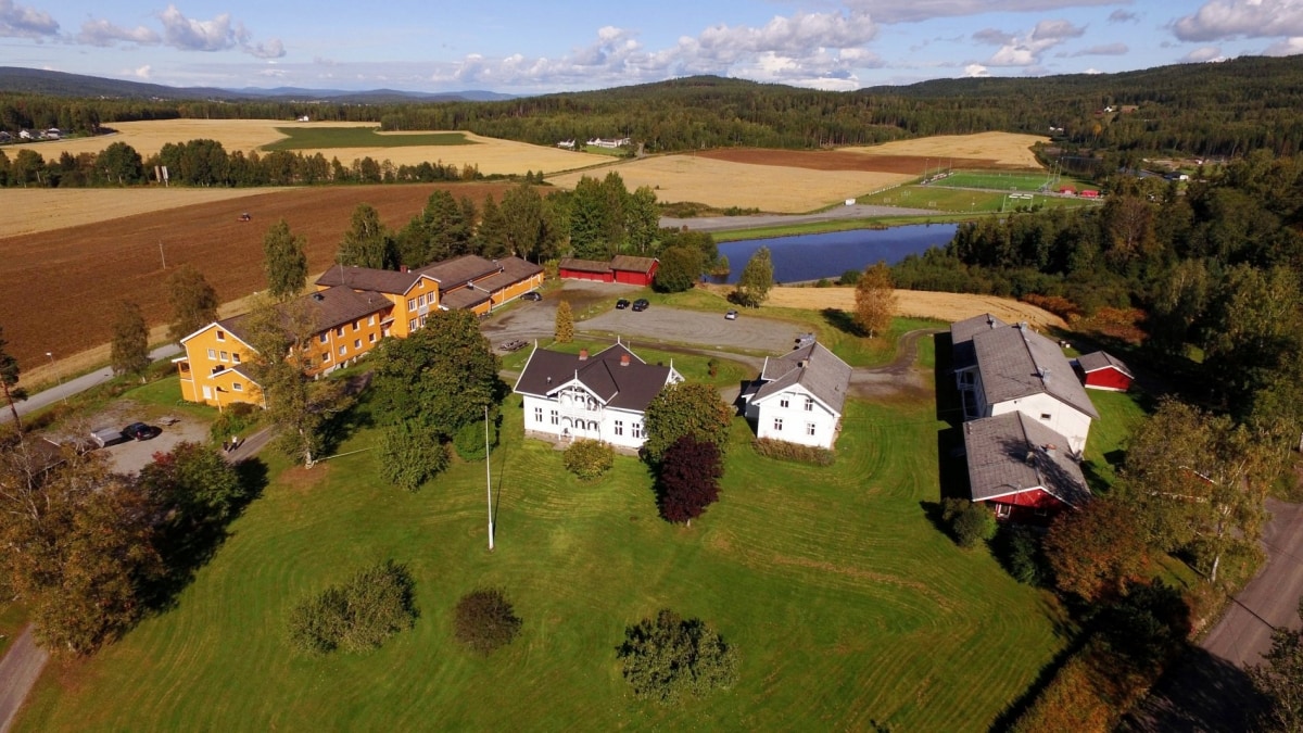 Teaterskolen Solbakken folkehøgskole Teaterskolen Solbakken folkehøgskole